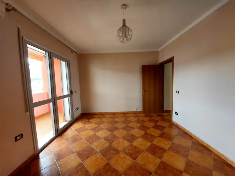 Apartament 2+1 – Vlorë, pranë Bibliotekës