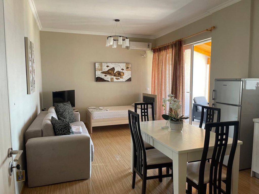 1+1 Apartment with Sea View Veranda – Sarandë