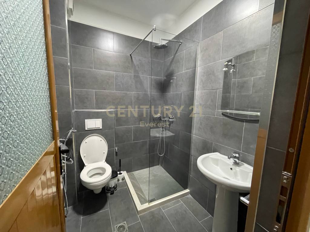3+1+2 Apartment Near the Sea – Mitat Hoxha Street, Sarandë