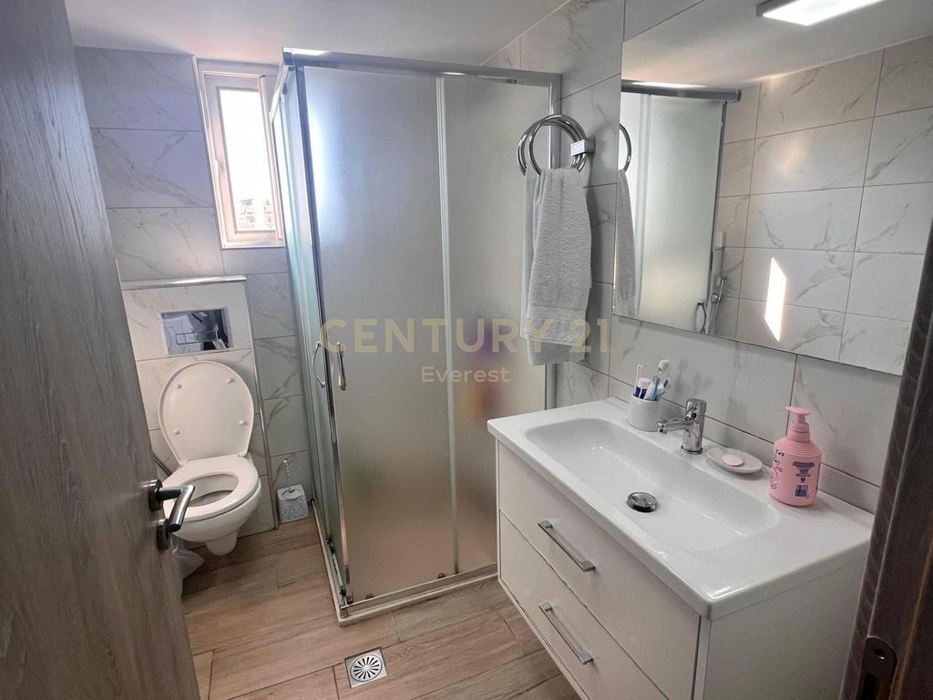2+1+2 Apartment with Sea View – Sarandë