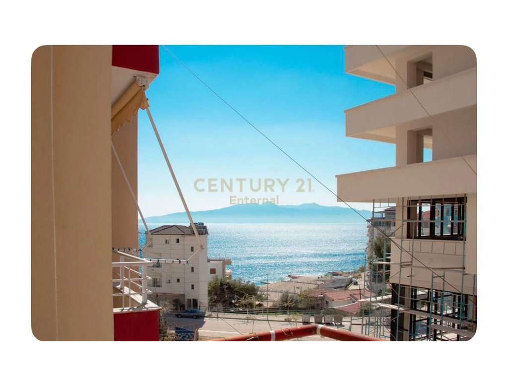 Apartament 1+1 me pamje deti – Tek Porti, Sarandë