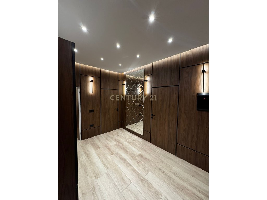 2+1 Apartment for Sale – Near Hospital, Shkodër