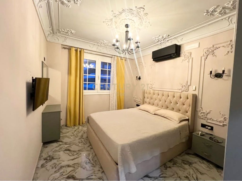 SUPER APARTMENT FOR SALE MALI ROBIT GOLEM 250 METERS FROM THE SEA!!