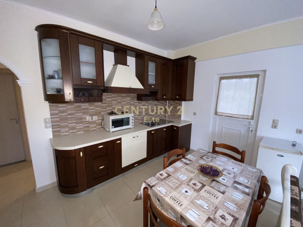 Apartment 1+1, Rruga Sarande - For Rent