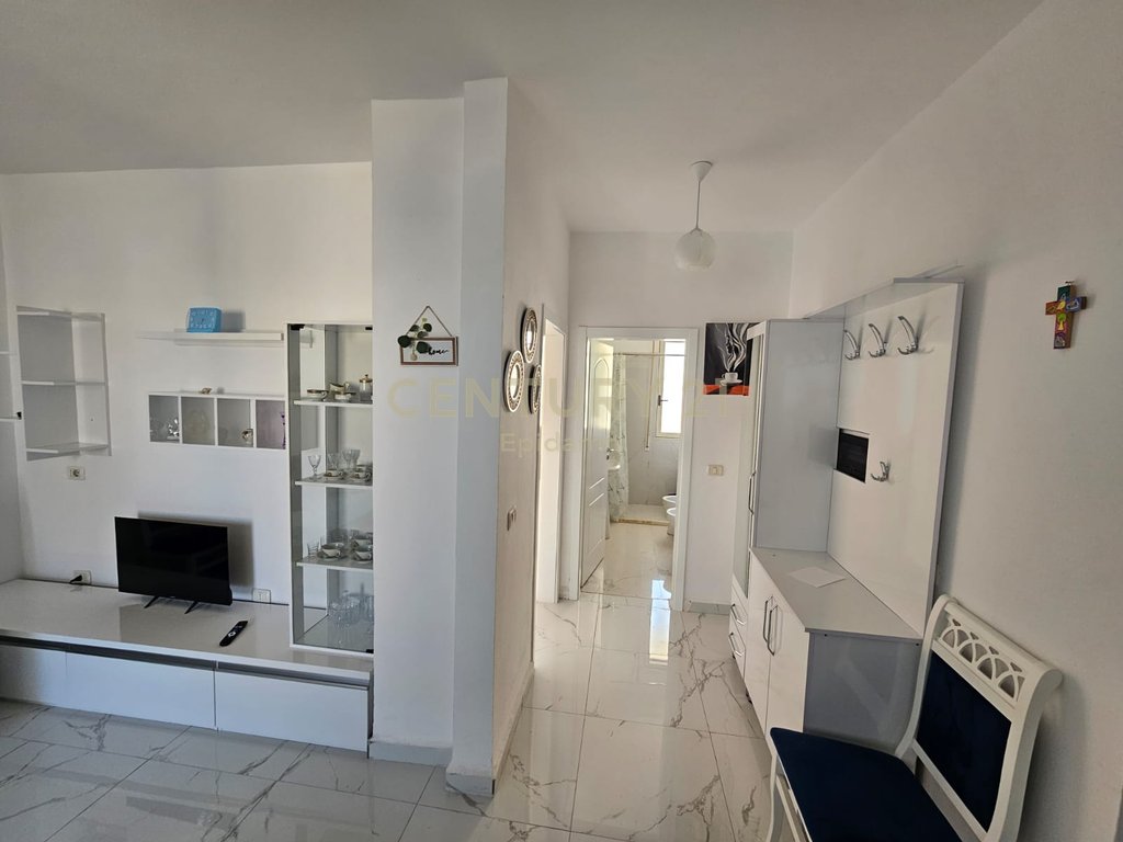 APARTMENT 1+1 FOR SALE IN MALI E ROBIT!