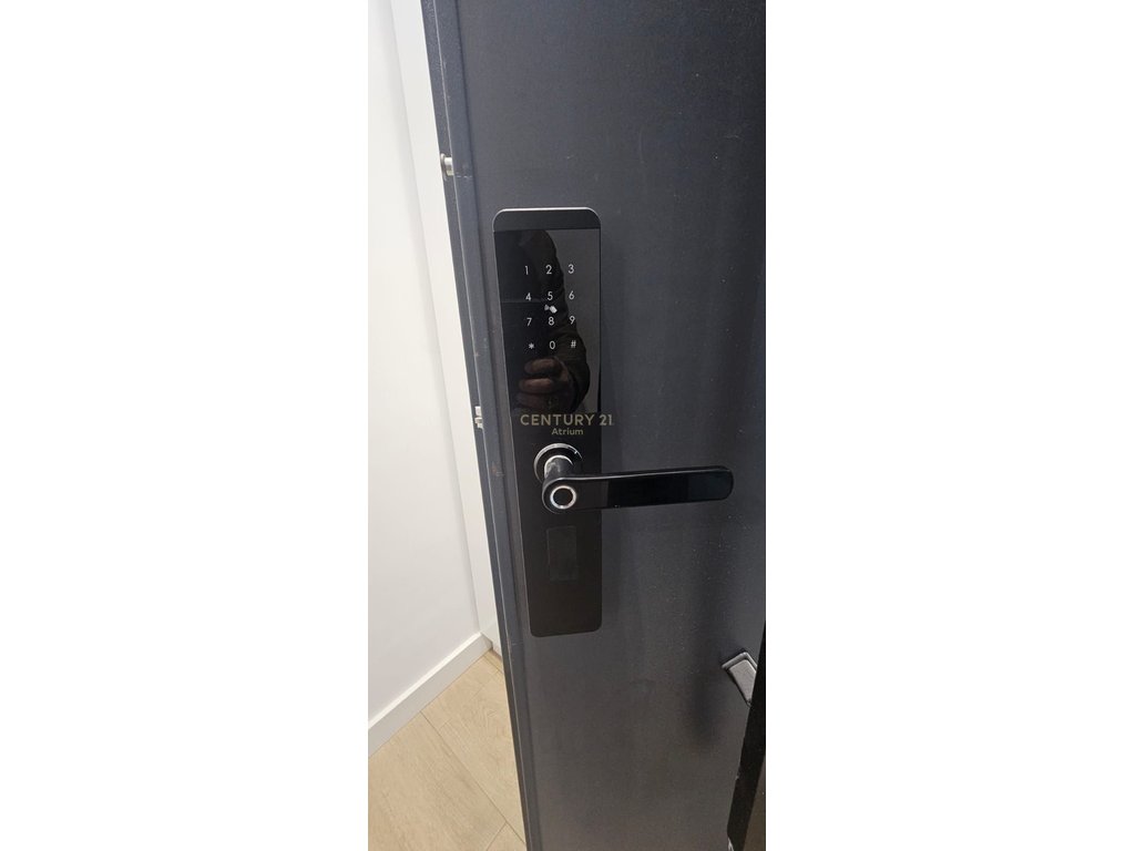 Studio apartment for sale in Qerret!