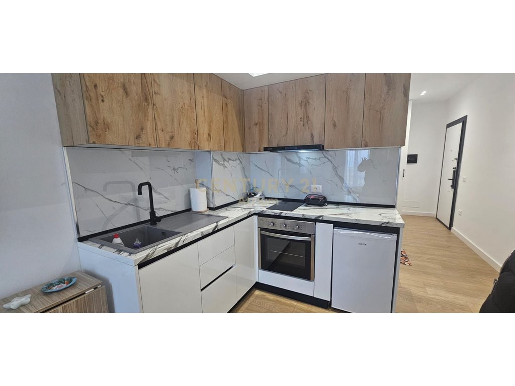 Studio apartment for sale in Qerret!