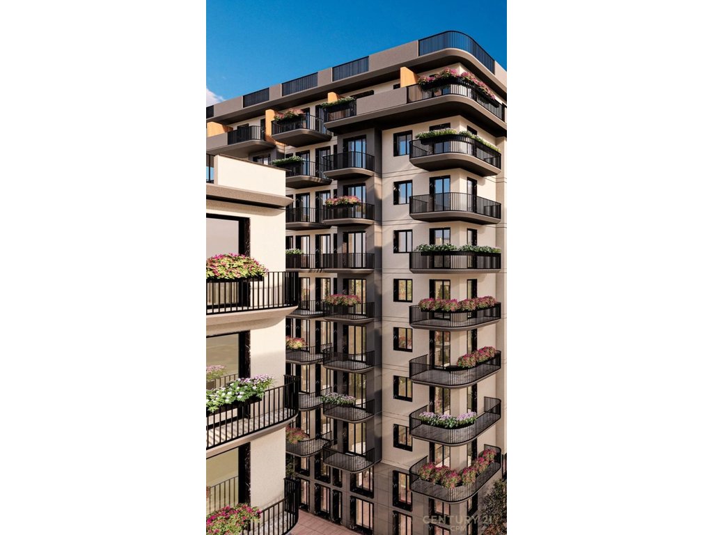 APARTMENT 1+1 FOR SALE IN SARANDE, 100 METERS FROM THE SEA!