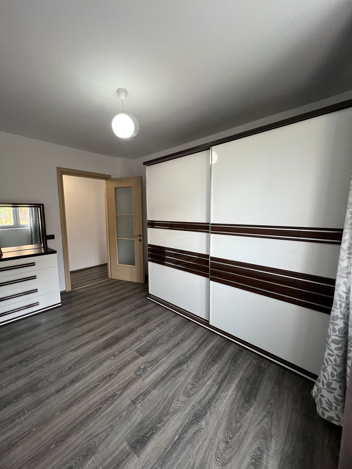 Shitet Apartament 2+1 – Ish Fusha e Aviacionit