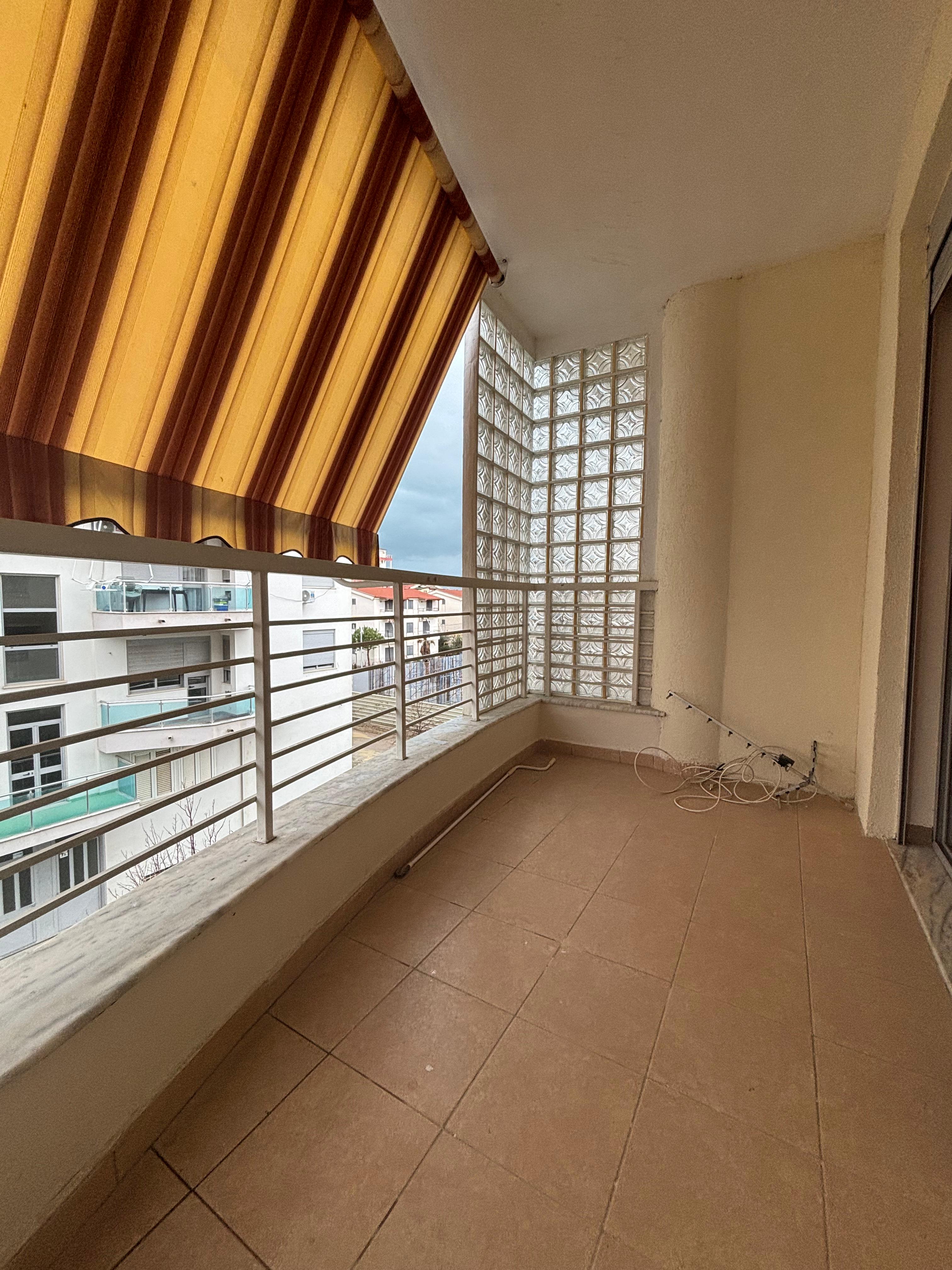 SHITET APARTAMENT 2+1 NE GOLEM!
