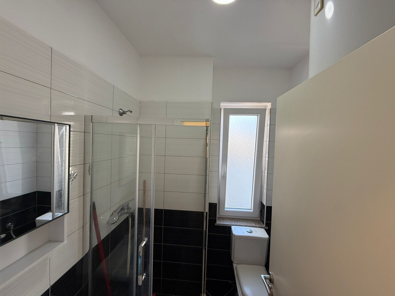 First line side sea view apartment for sale. Shengjin