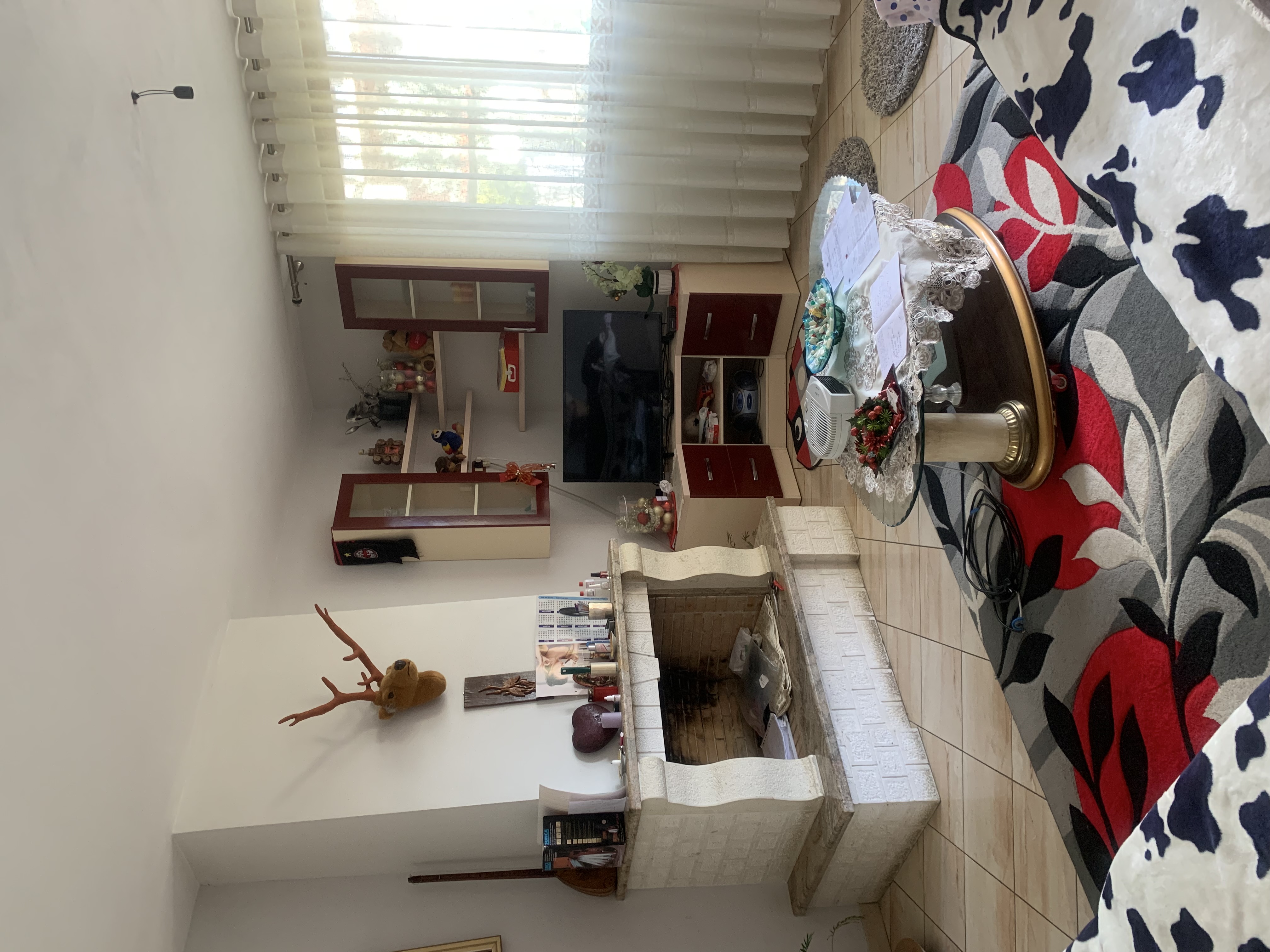 Private house with swimming pool for sale 