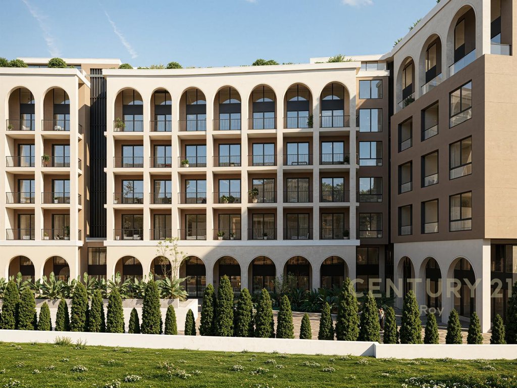 Dupleks Nё Kompleksin Grand Marina Residence me Pishinё Tek Mali i Robit