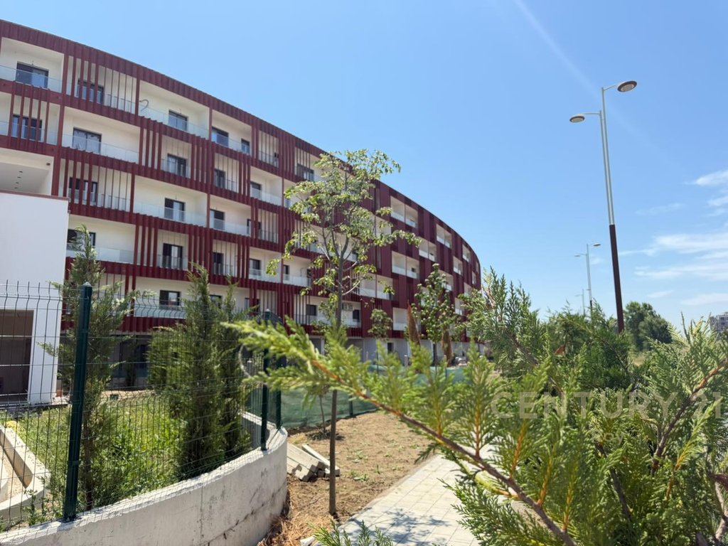 Apartment 1+1 with Yard for Sale in Eon Residence, Golem