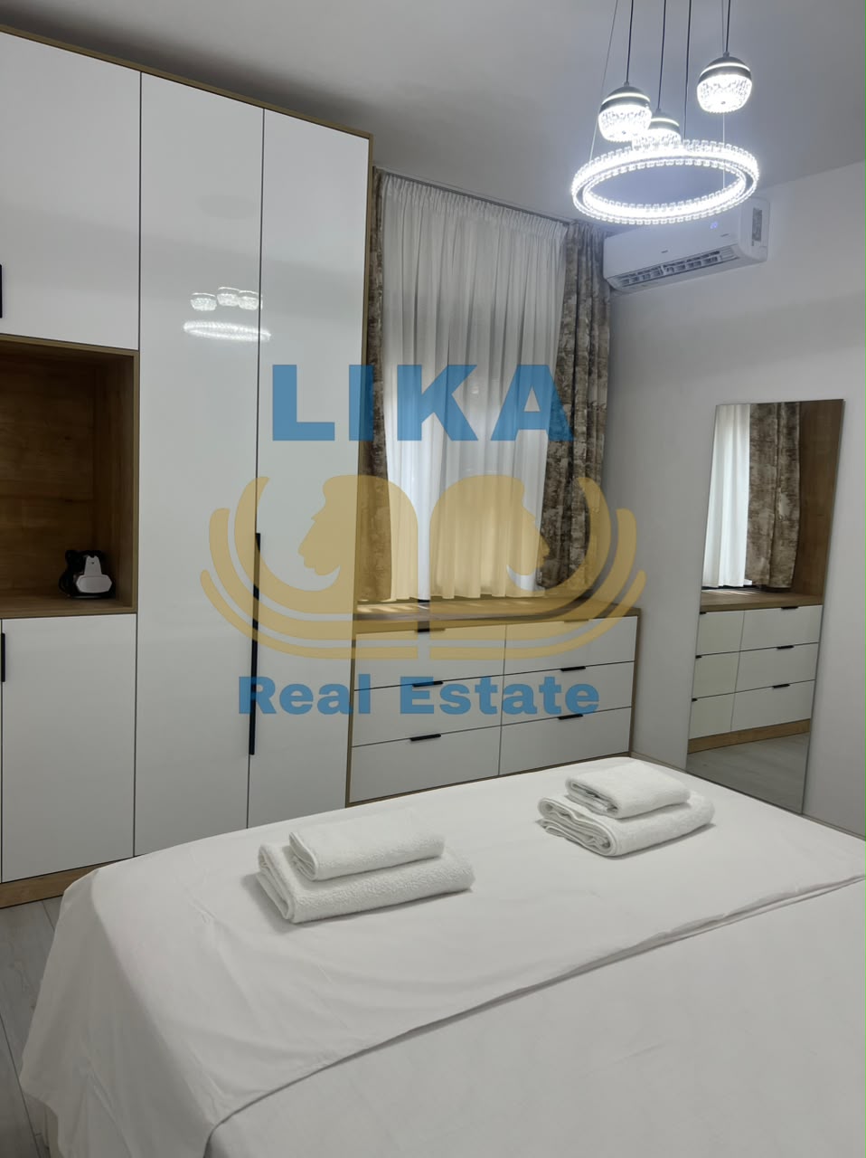 Your Dream Home by the Sea Starts Here (3/10)