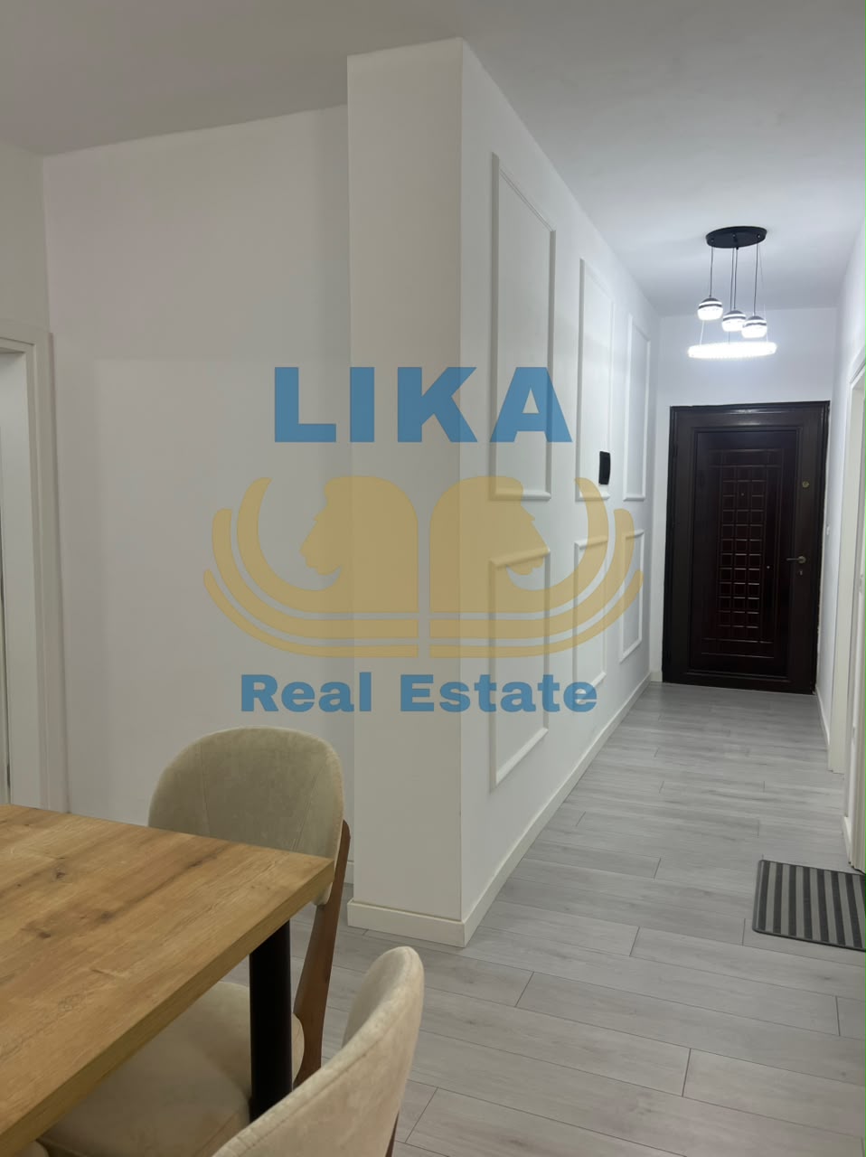 Your Dream Home by the Sea Starts Here (4/10)
