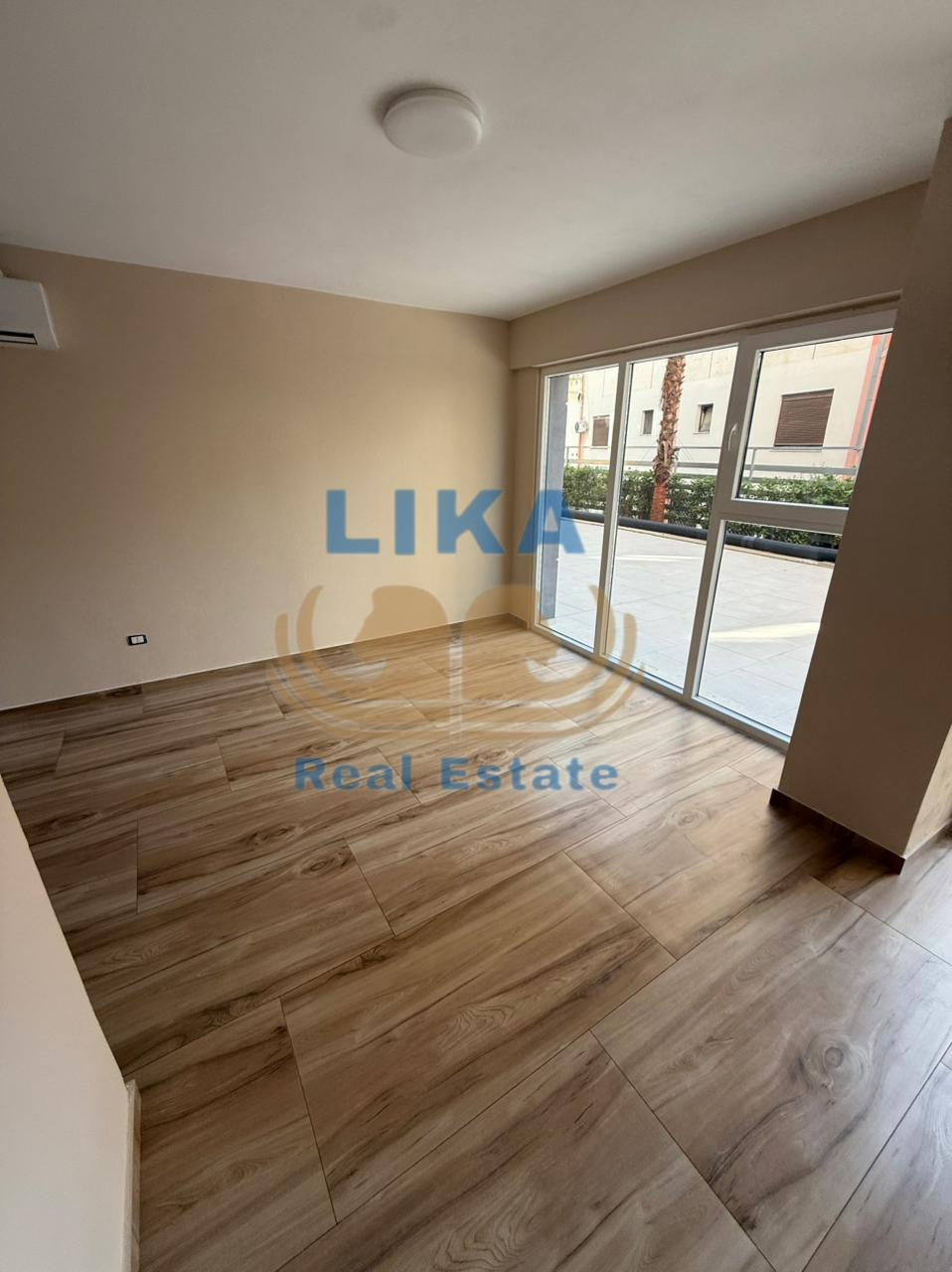 Duplex në Shitje – Mali i Robit, Golem
