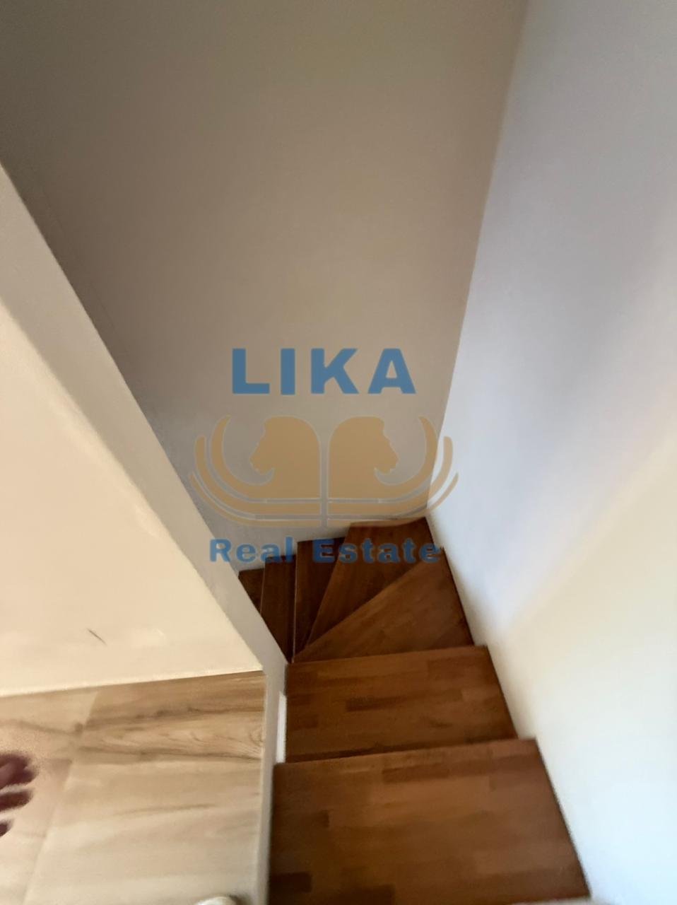 Duplex në Shitje – Mali i Robit, Golem