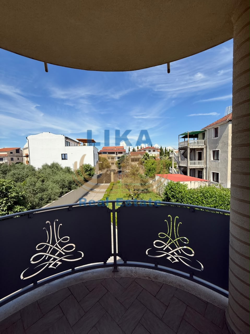 Vilë 2-Katëshe në Shitje – Kavajë