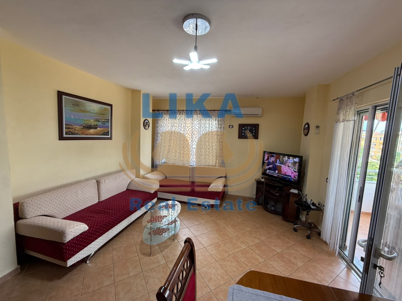 Apartament 1+1 në Shitje – Mali i Robit, Golem