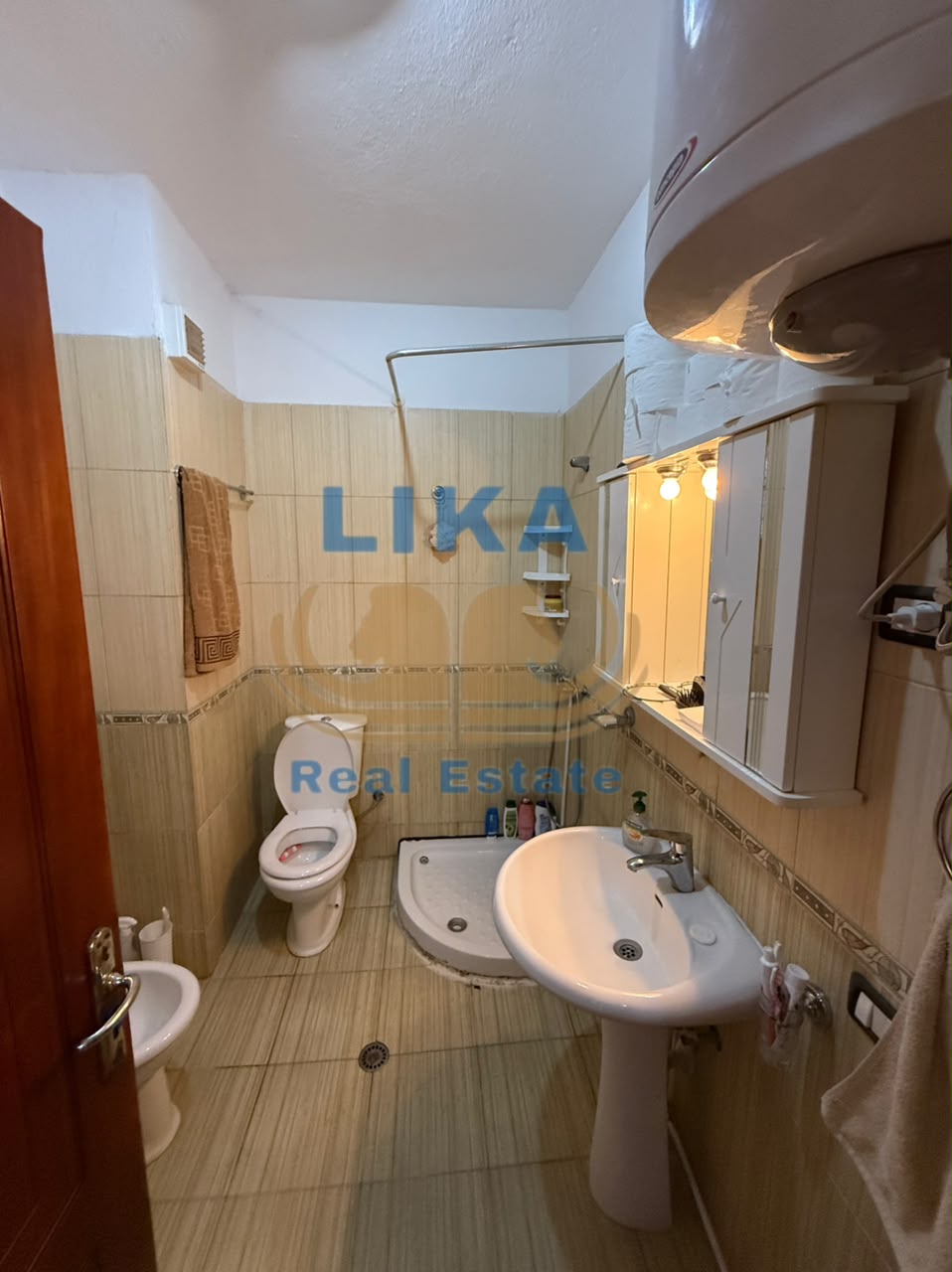 Apartament 1+1 në Shitje – Mali i Robit, Golem