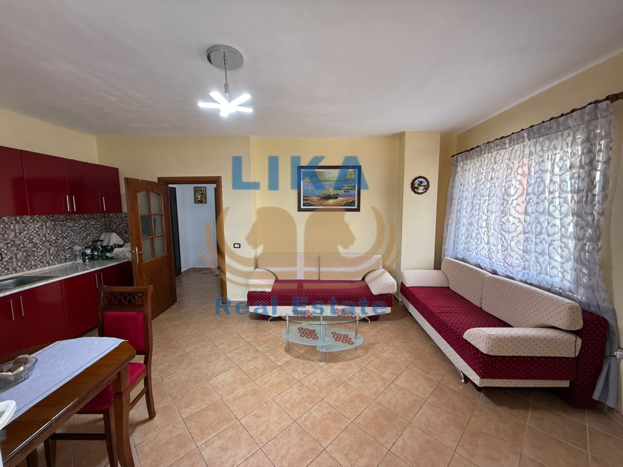 Apartament 1+1 në Shitje – Mali i Robit, Golem