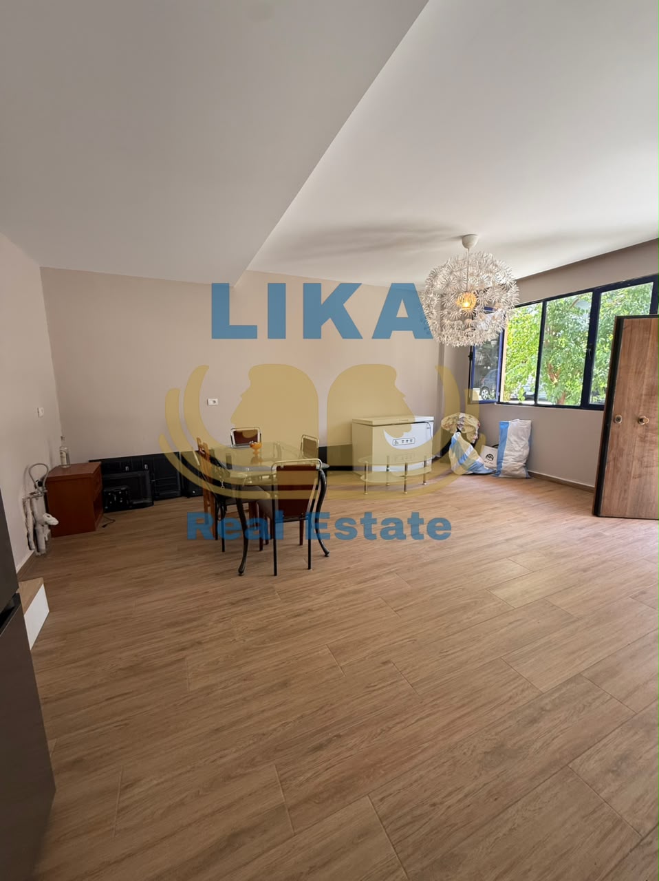 Apartament 1+1 në Shitje – Zona Miami, Golem