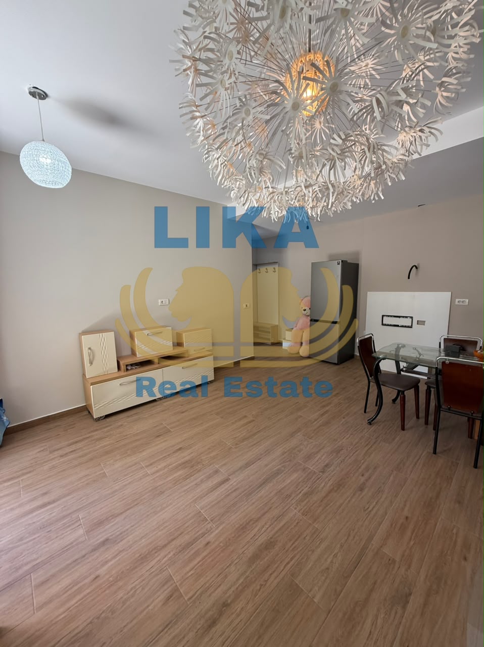 Apartament 1+1 në Shitje – Zona Miami, Golem