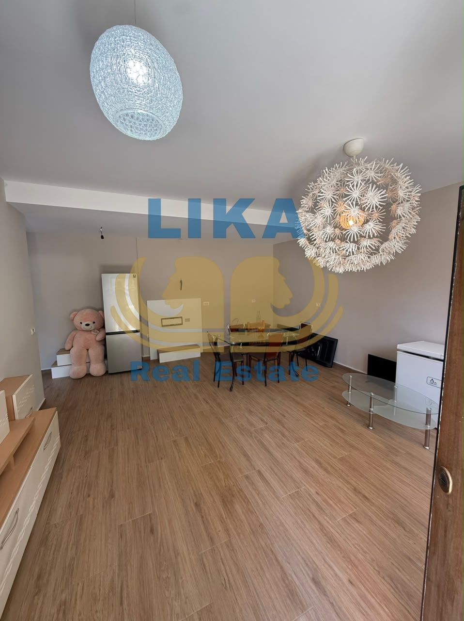 Apartament 1+1 në Shitje – Zona Miami, Golem
