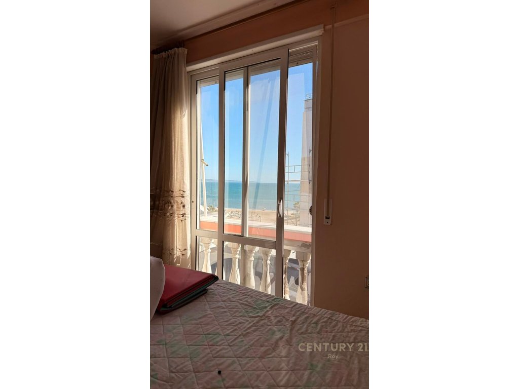 Shitet Apartament 1+1,Vije e 2 me Pamje DETI,PLAZH Iliria