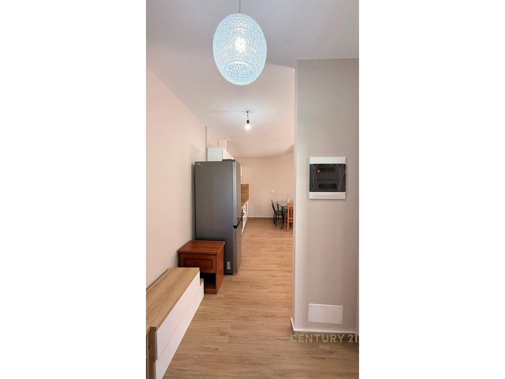 Shitet Apartament 1+1 Prane Miami BEACH,GOLEM