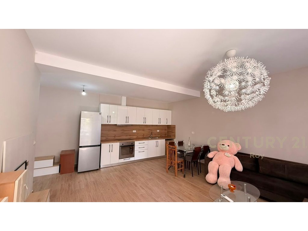 Shitet Apartament 1+1 Prane Miami BEACH,GOLEM