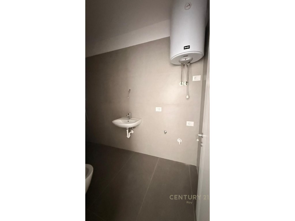 Apartment 1+1 for Sale in Golem, Second Line to the Sea