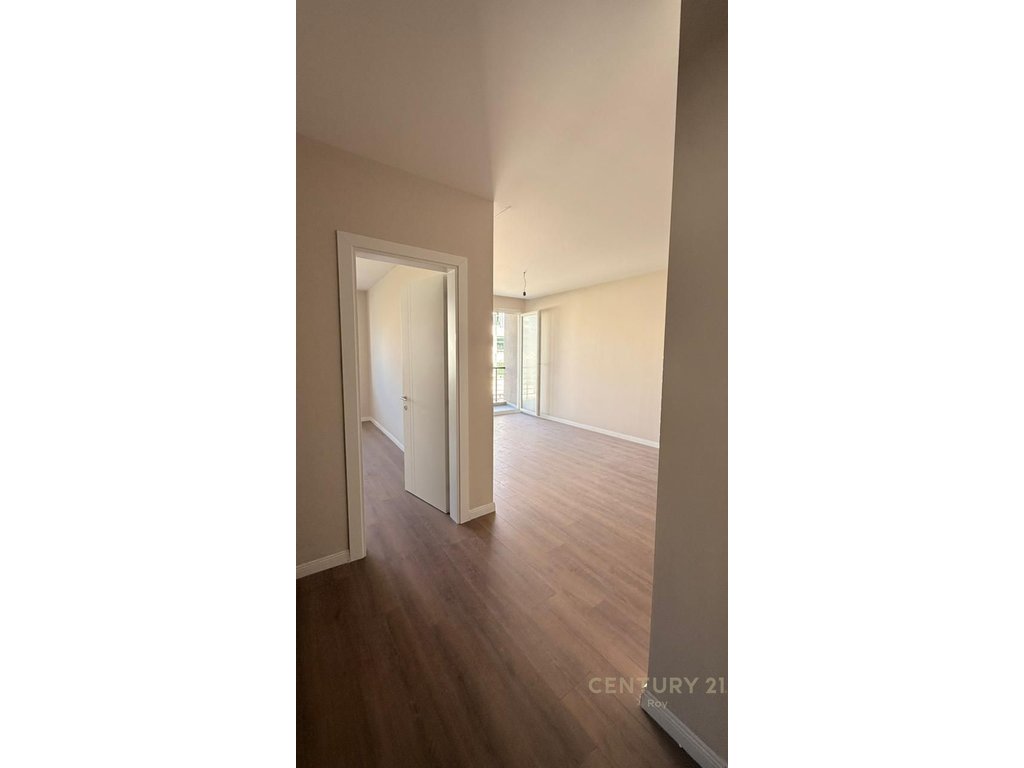 Apartment 1+1 for Sale in Golem, Second Line to the Sea