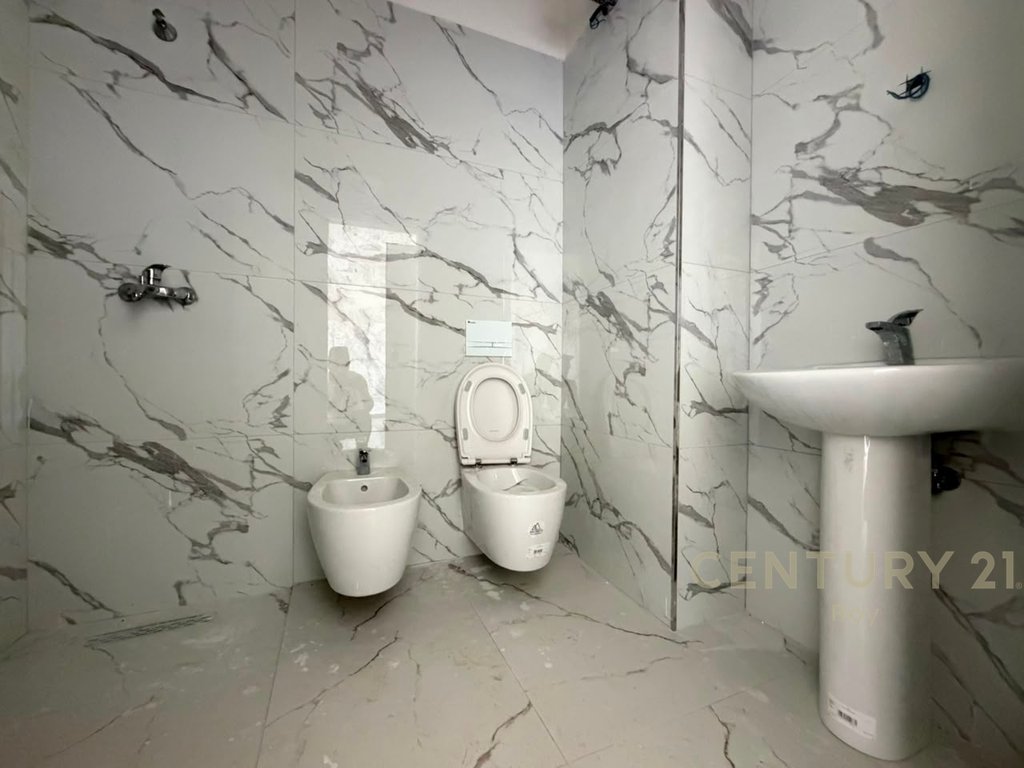 Apartment 1+1 for Sale in Eon Residence, Golem