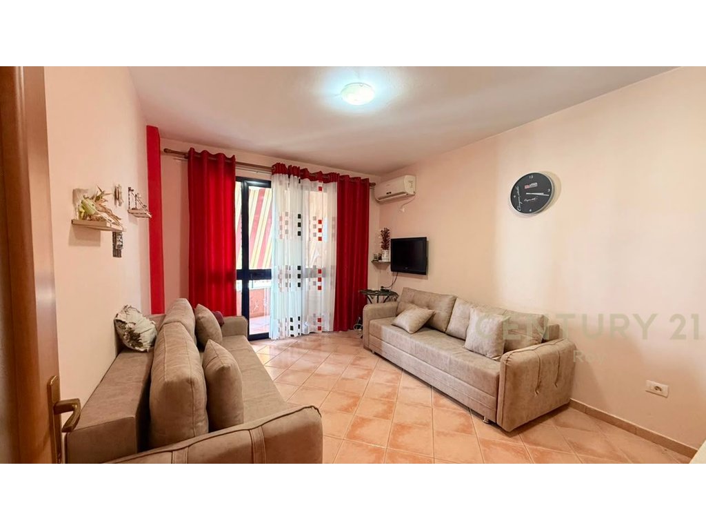 STUDIO APARTMENT FOR SALE NEAR MIAMI BEACH IN GOLEM!