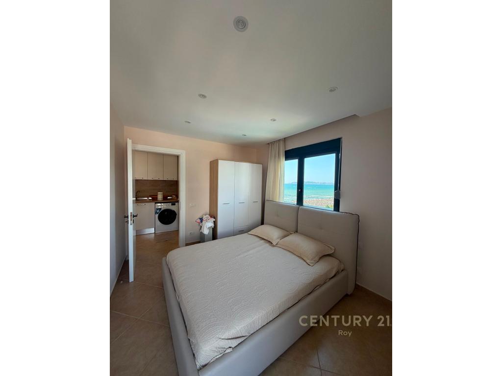 Apartment 1+1 on the First Line with the Sea