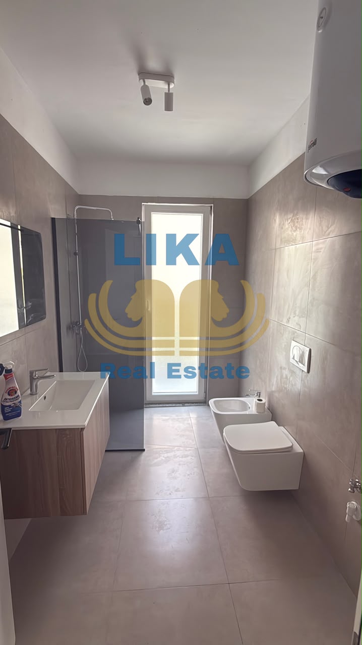 Apartament 1+1 në një nga zonat më të kërkuara pranë detit