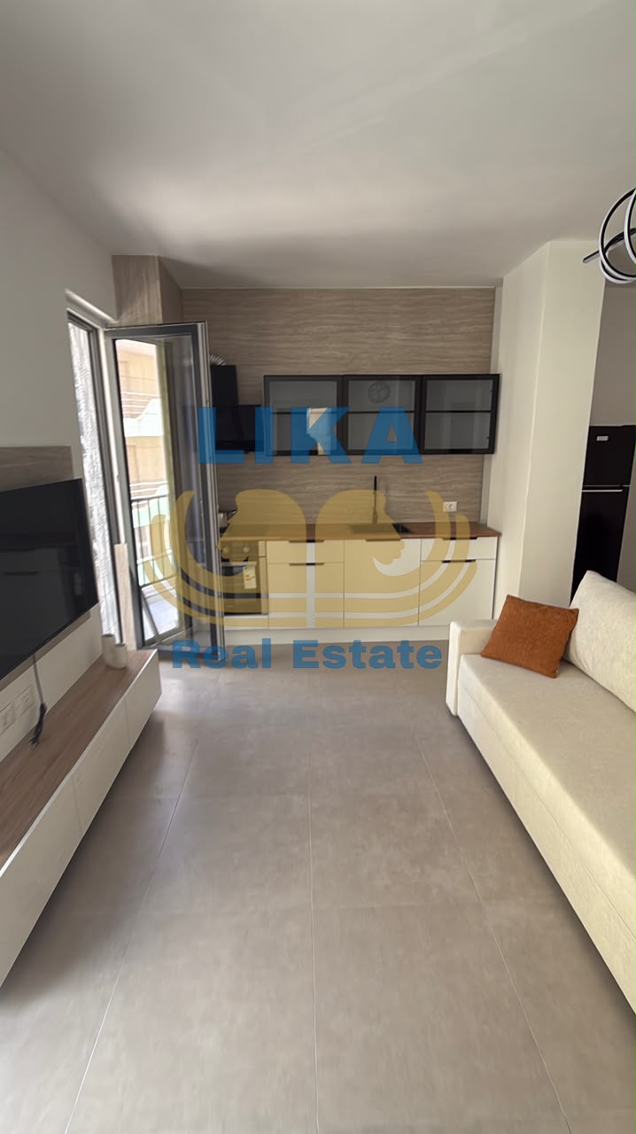 Apartament 1+1 në një nga zonat më të kërkuara pranë detit