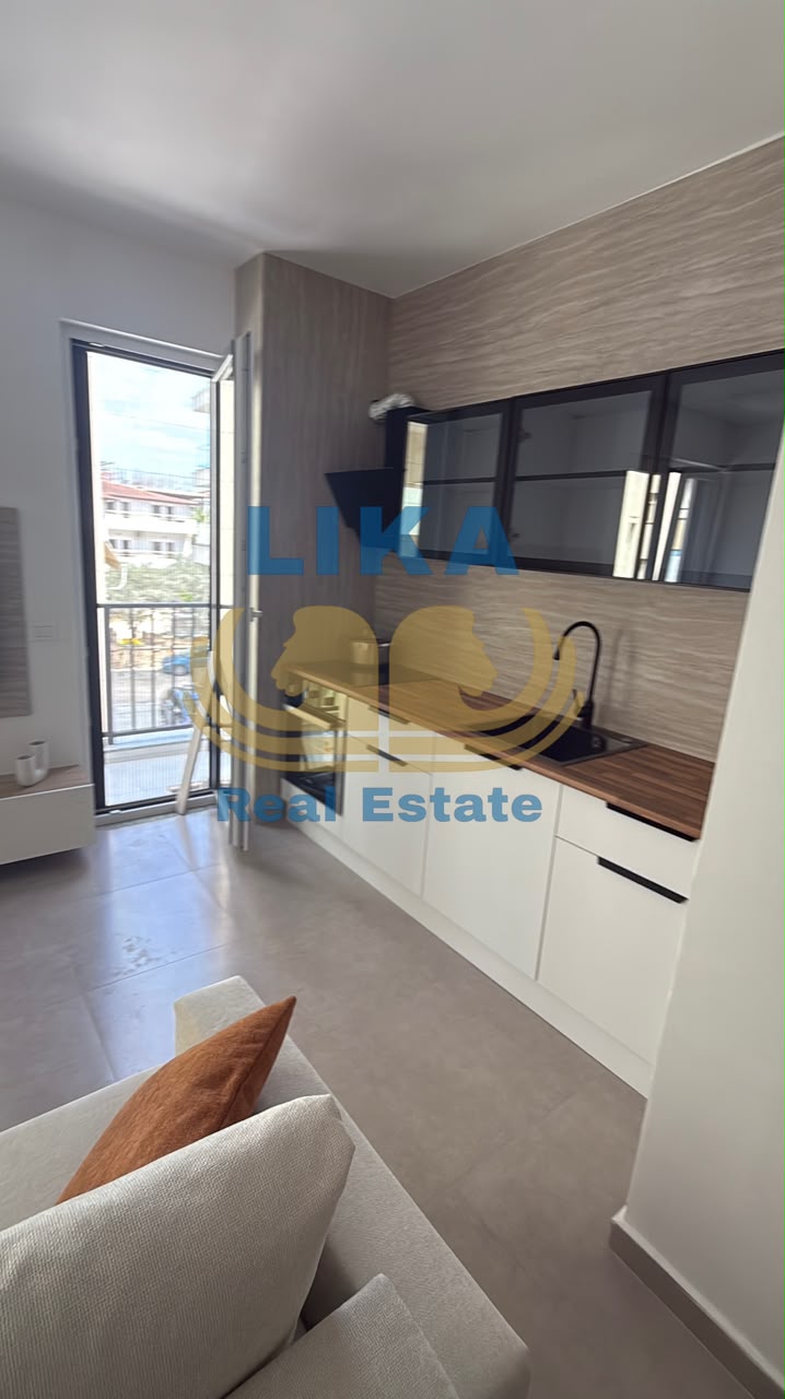 Apartament 1+1 në një nga zonat më të kërkuara pranë detit