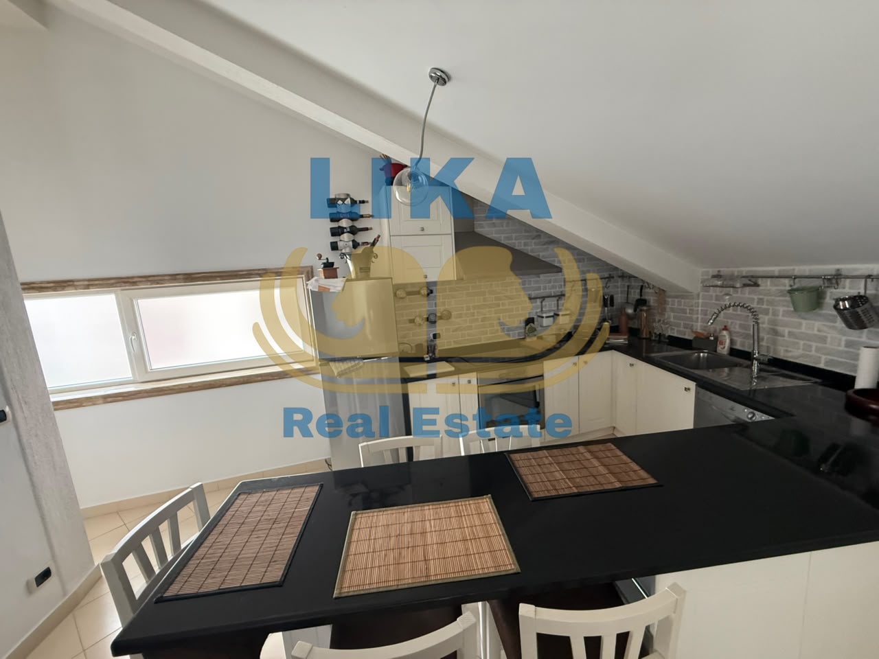 3-Story Building for Sale – Durrës