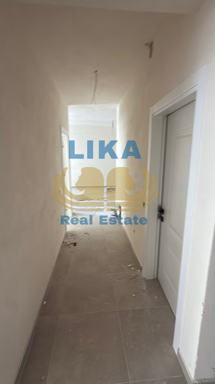 Apartament 2+1+2 në shitje – Mali i Robit, Golem