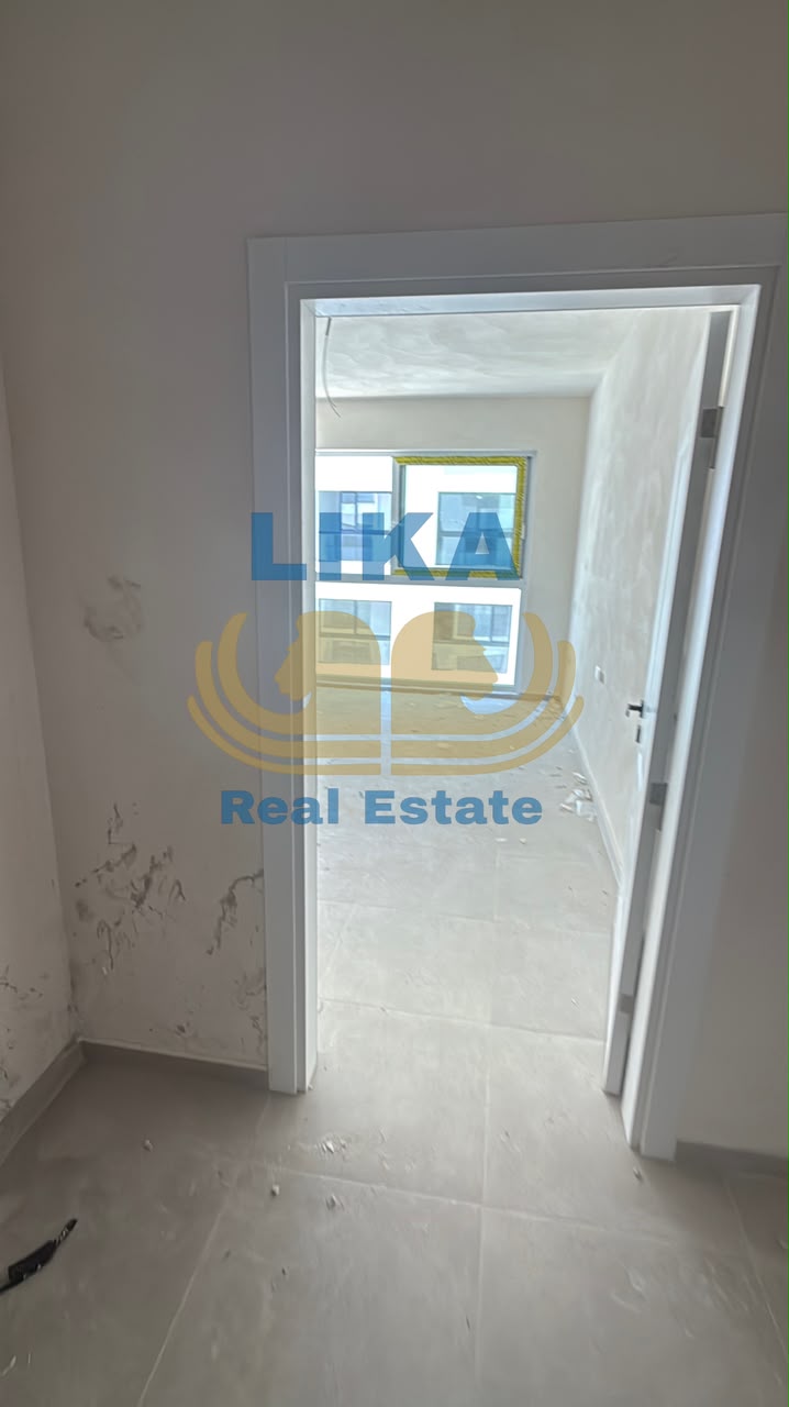 Apartament 2+1+2 në shitje – Mali i Robit, Golem
