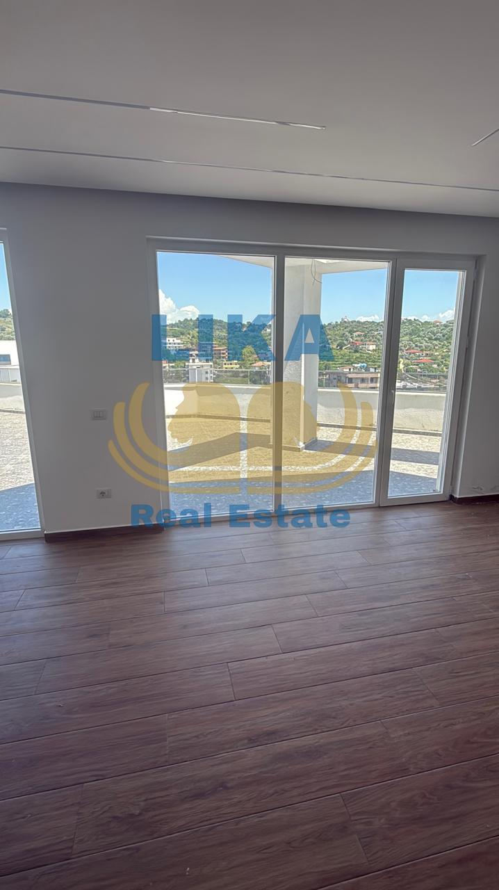 Penthouse në shitje – Golem