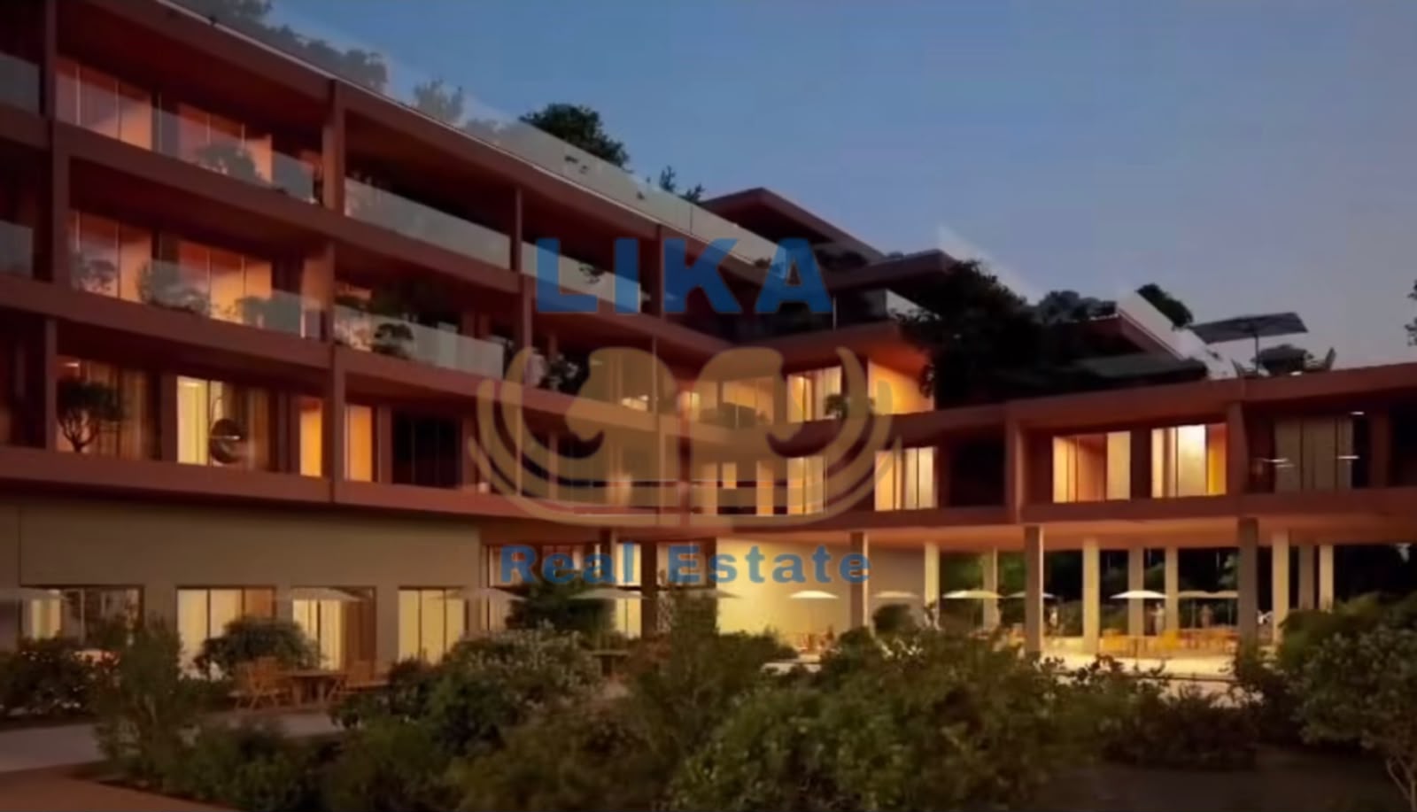 Vetëm 200 metra nga deti ju ndajnë nga apartamenti që keni ëndërruar.