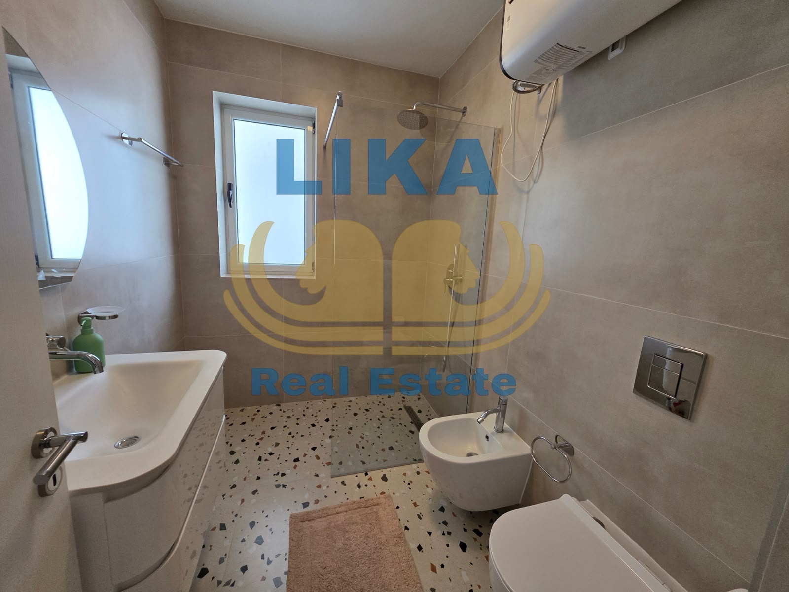 Apartament për Shitje – Qerret | 50 m nga Deti