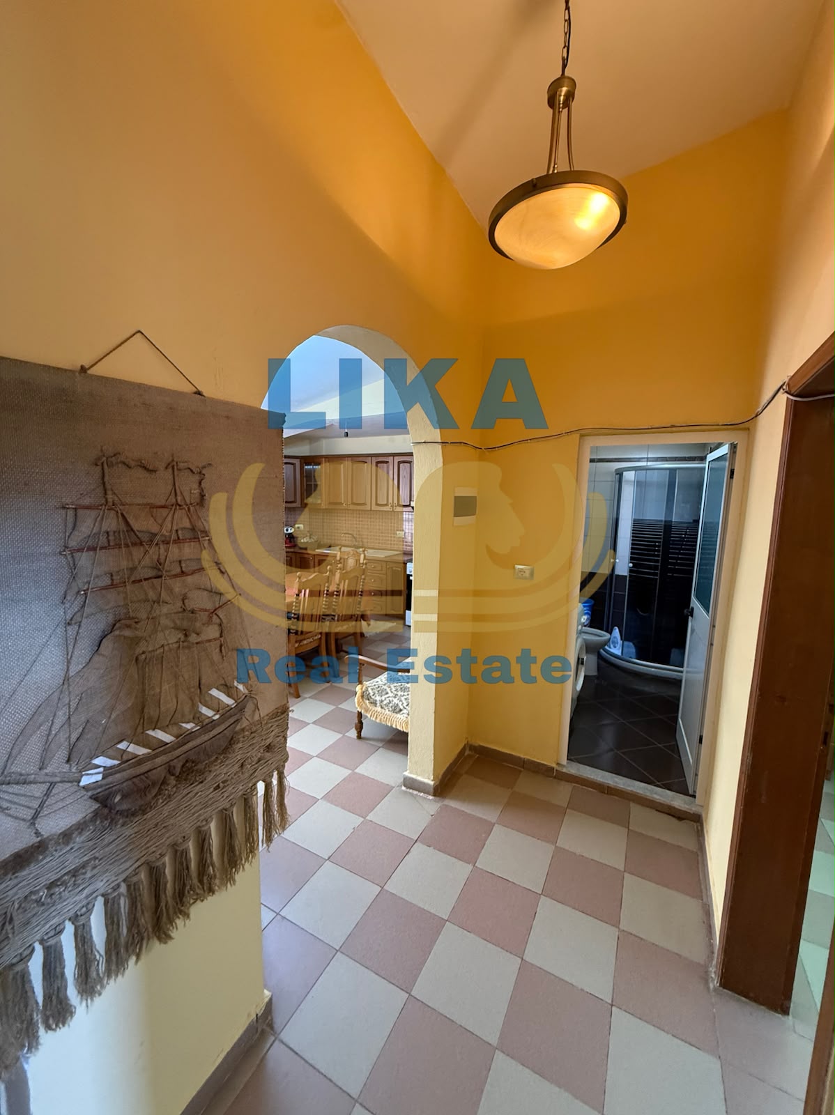 Apartament 2+1 për Shitje – Golem