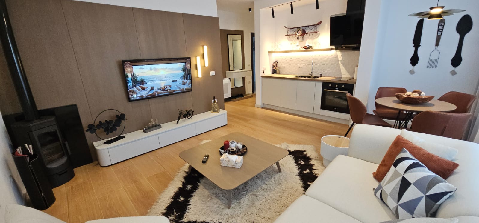 Luxury lake apartment 1+1+parking for Sale in Tushemisht, Pogradec