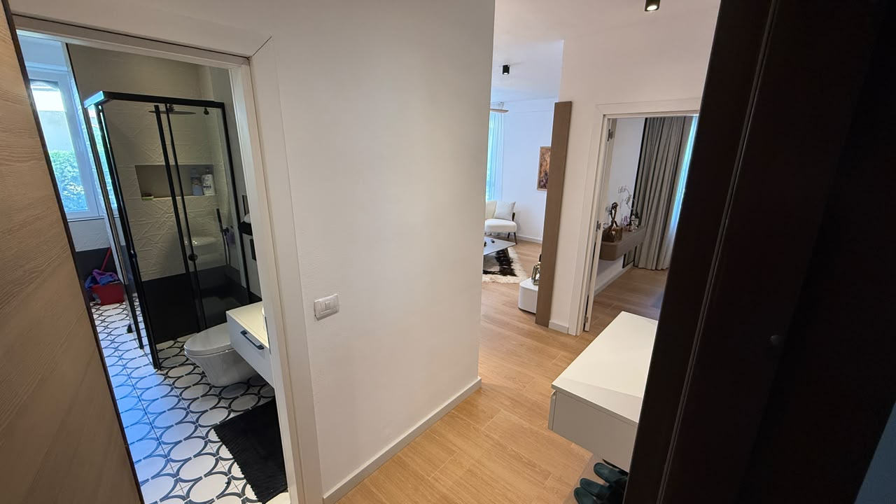 Luxury lake apartment 1+1+parking for Sale in Tushemisht, Pogradec