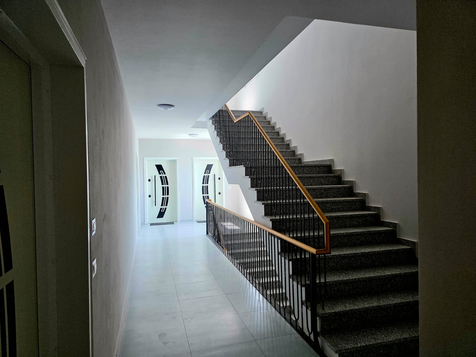 Prime 2 Bedroom Seafront Apartment - Shengjin